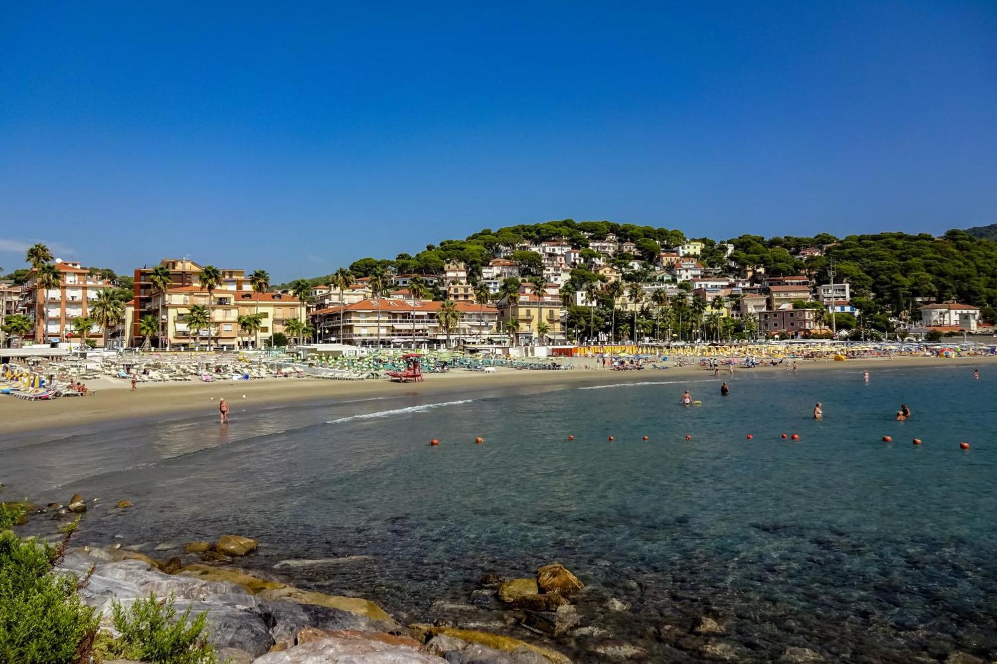 Laigueglia Beach - Happy Rentals Extérieur photo