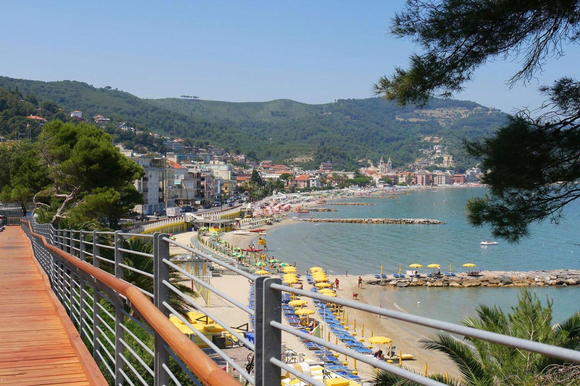 Laigueglia Beach - Happy Rentals Extérieur photo